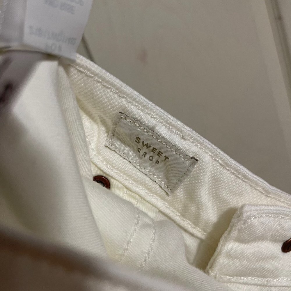 Lucky Brand Women's NWT White Mid Rise Crop Straight Leg Relaxed Jeans Size 8/29 - Picture 4 of 9